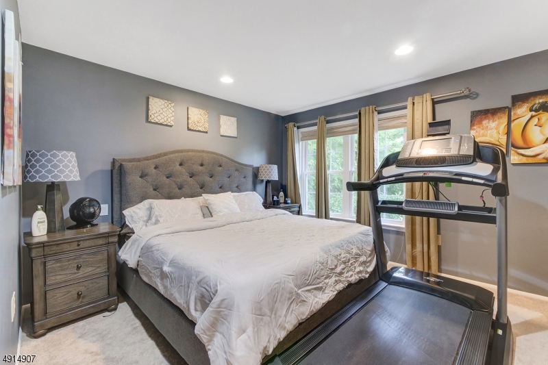 83 Leonardo Court West Orange NJ 07052