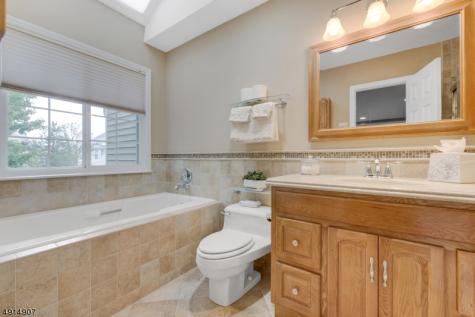 83 Leonardo Court West Orange NJ 07052