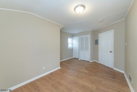 73 W Tremont Terrace Irvington NJ 07111