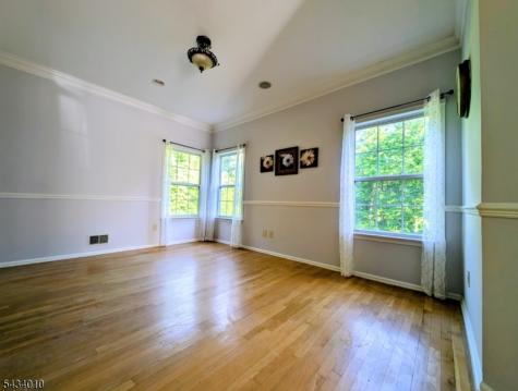 20 Cambridge Court Montgomery NJ 08540