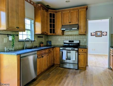 20 Cambridge Court Montgomery NJ 08540