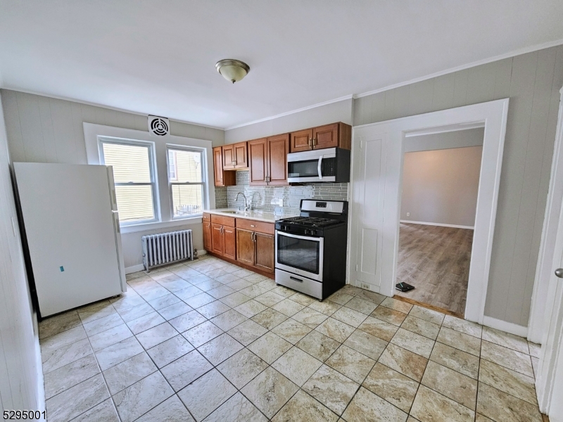 5 Byron Terrace Union NJ 07088