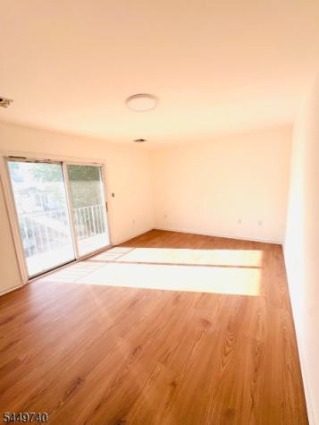 87 N 6th Street Newark NJ 07107