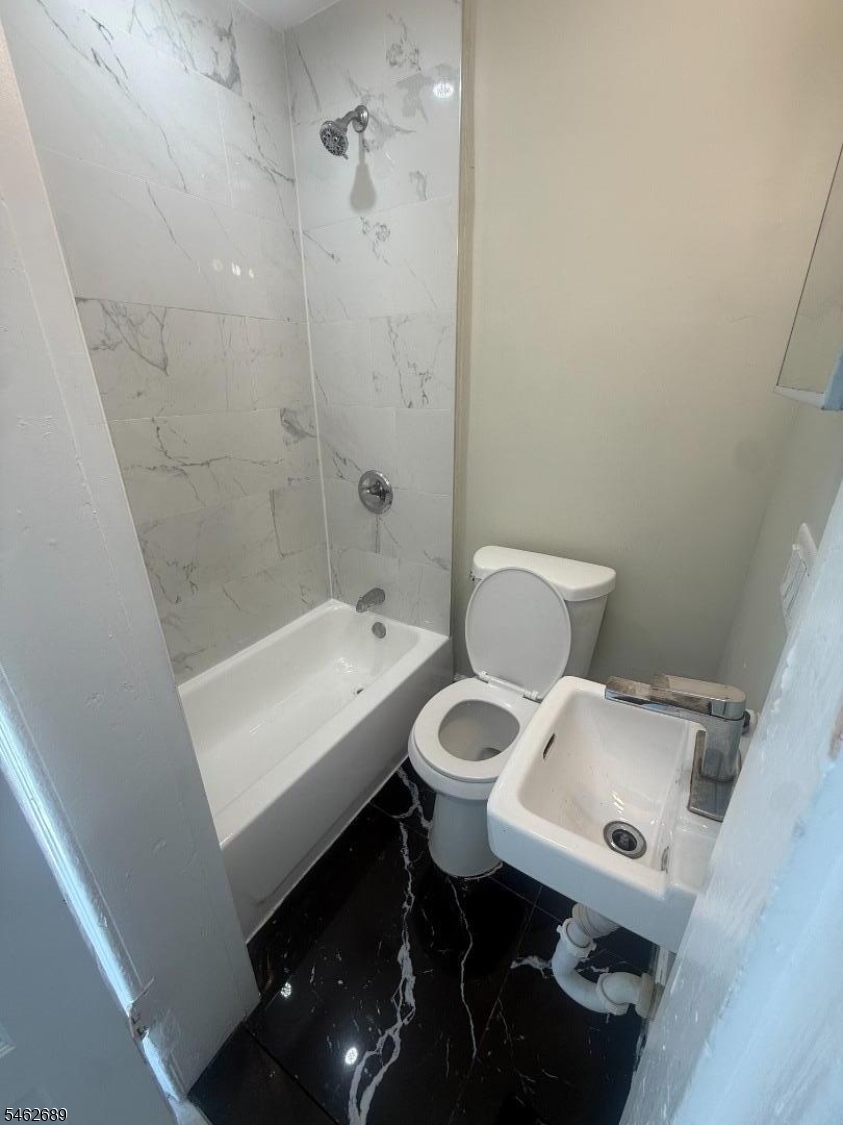 51 Hawkins Street Newark NJ 07105