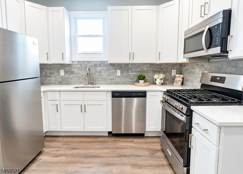 135 Fabyan Place Newark NJ 07112