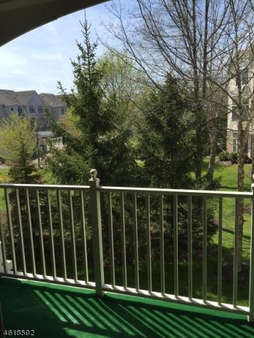 627 Binghampton Lane Livingston NJ 07039