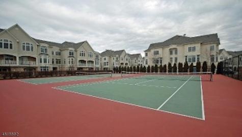 627 Binghampton Lane Livingston NJ 07039