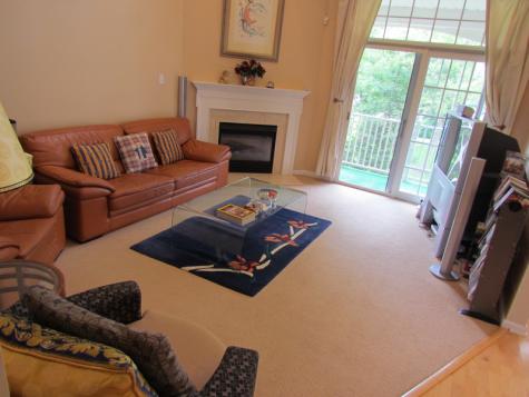 627 Binghampton Lane Livingston NJ 07039