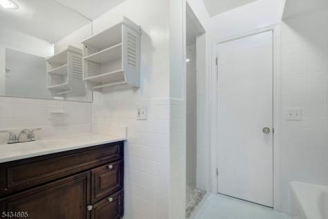 26 Rawley Place Millburn NJ 07041