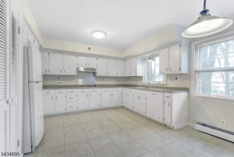 26 Rawley Place Millburn NJ 07041