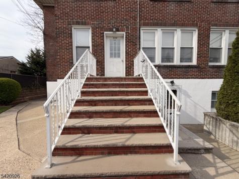 536 Lake Avenue Lyndhurst NJ 07071
