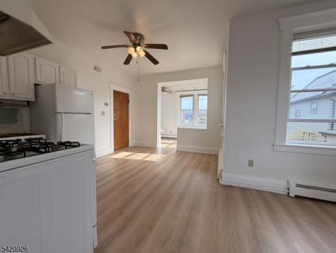 536 Lake Avenue Lyndhurst NJ 07071