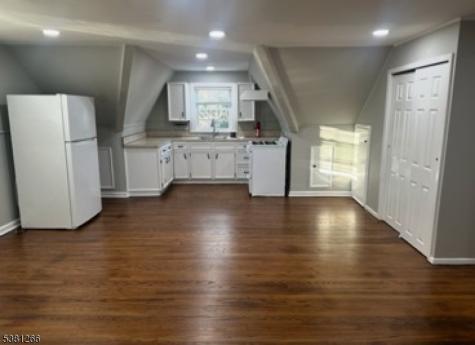 45 Lakeside Dr, 2nd Floor Piscataway NJ 08854