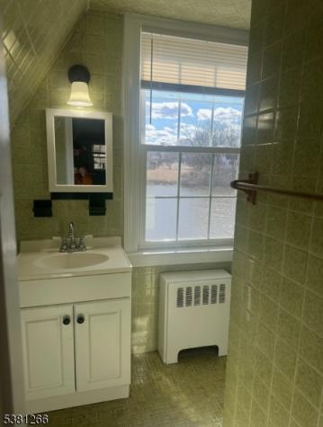 45 Lakeside Dr, 2nd Floor Piscataway NJ 08854