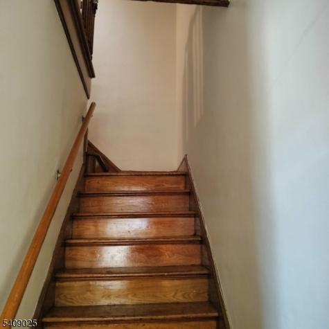 41 Watson Avenue East Orange NJ 07018