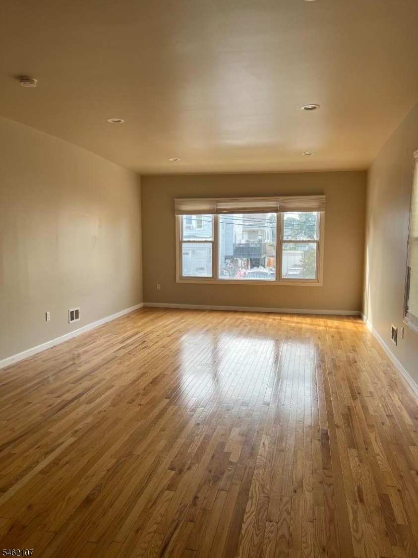485 E 27th Street Paterson NJ 07514