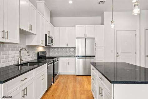 17 Hook Mountain Road Montville NJ 07058