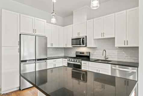 17 Hook Mountain Road Montville NJ 07058