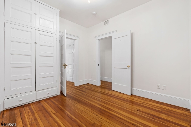 114 Shippen Street Weehawken NJ 07086