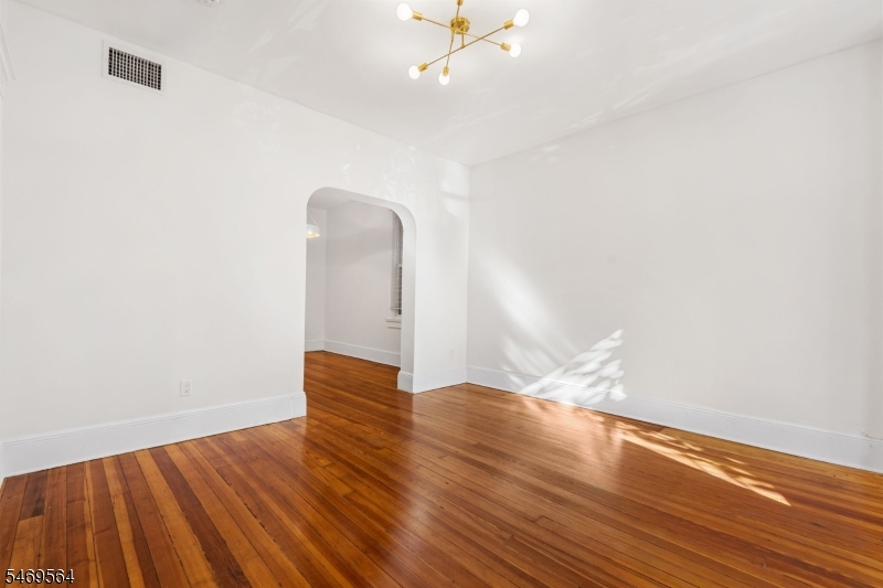 114 Shippen Street Weehawken NJ 07086