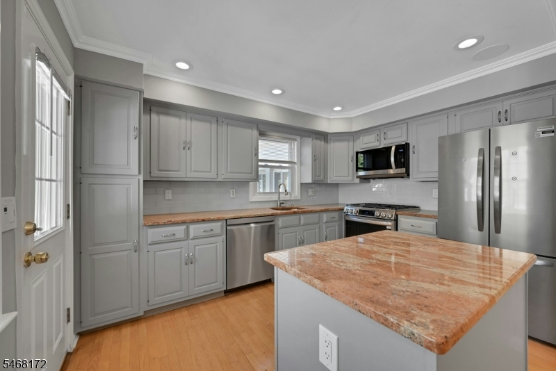 430 Bender Avenue Roselle Park NJ 07204