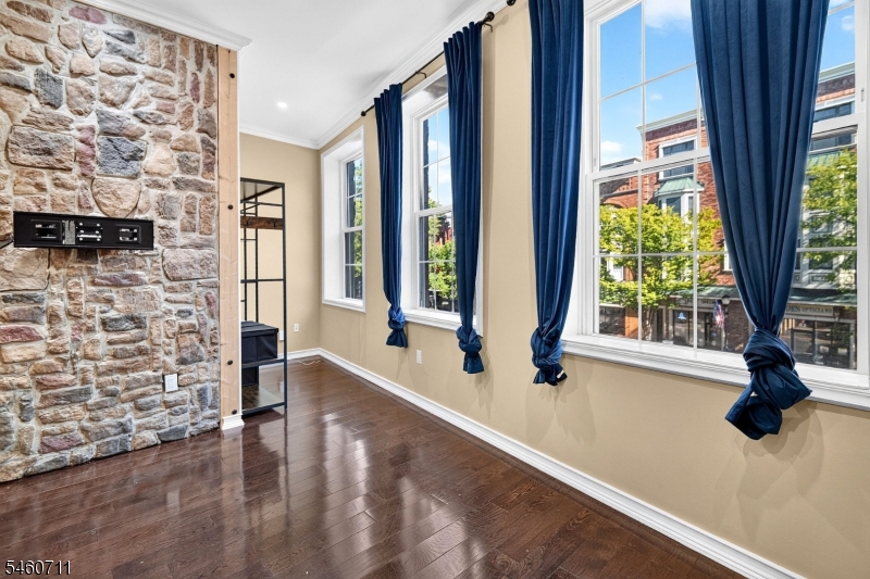 81 W Main Street Somerville NJ 08876