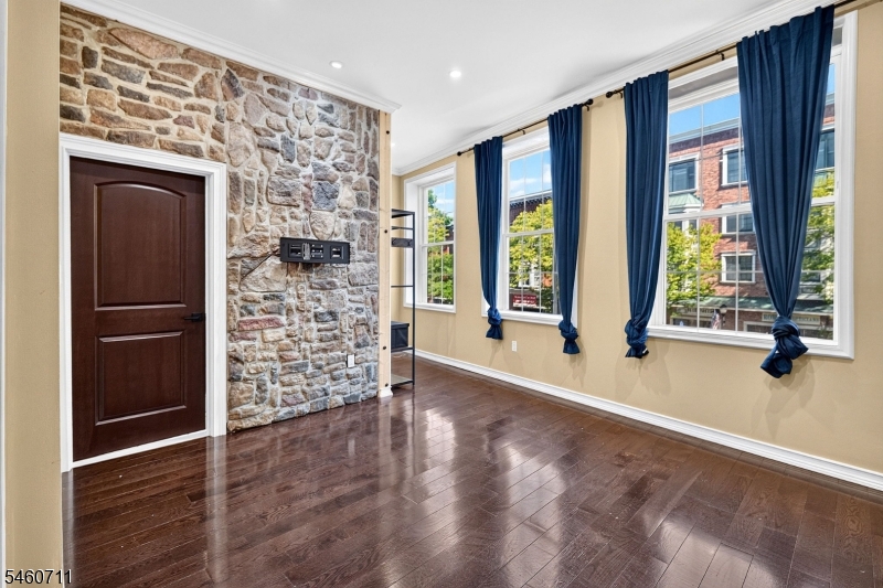 81 W Main Street Somerville NJ 08876