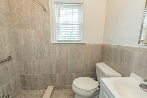160 Bloomfield Avenue Verona NJ 07044