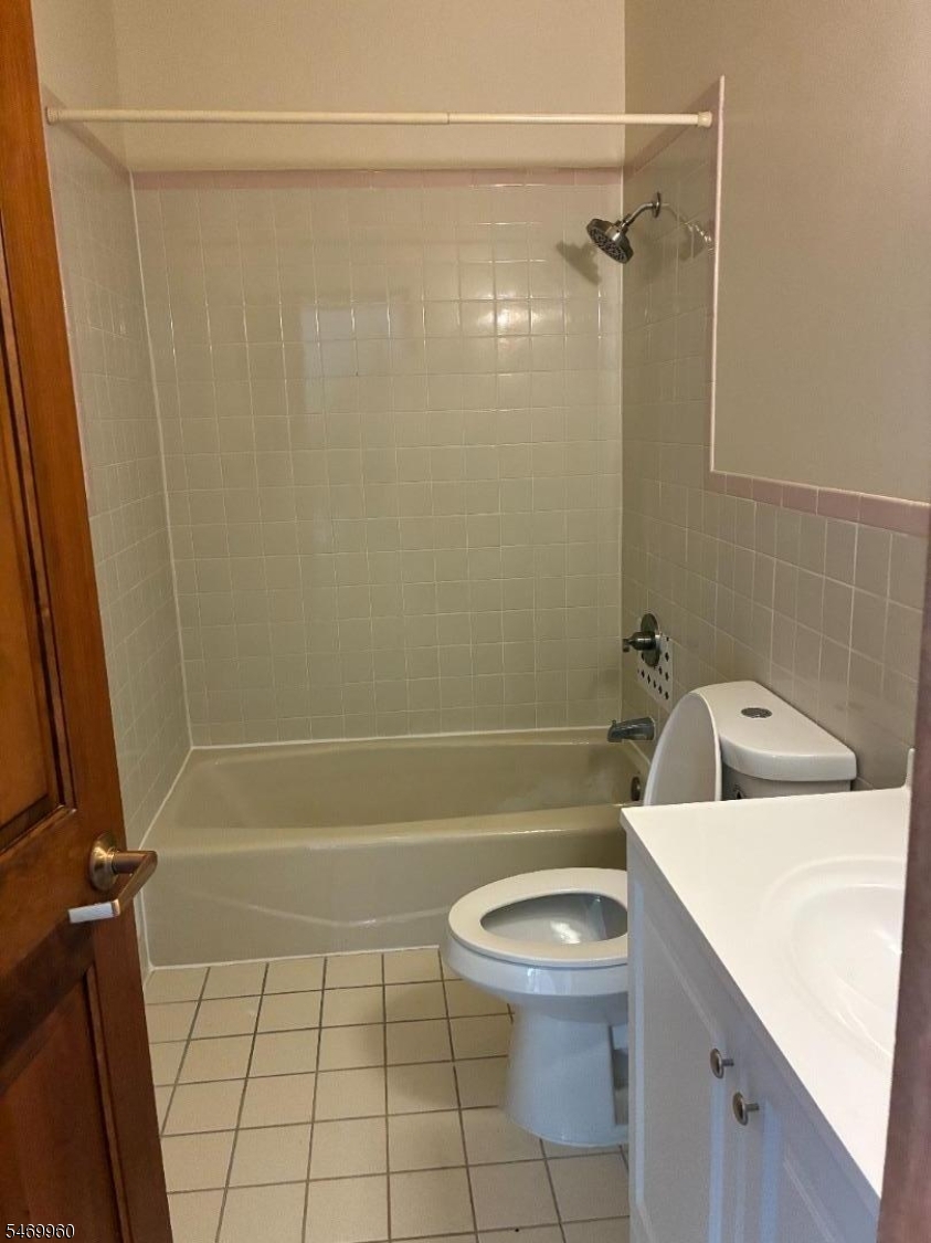 162 E Washington Avenue Washington NJ 07882