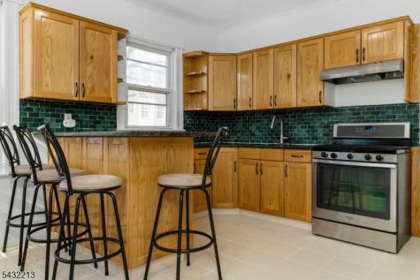39 Struyk Avenue Prospect Park NJ 07508