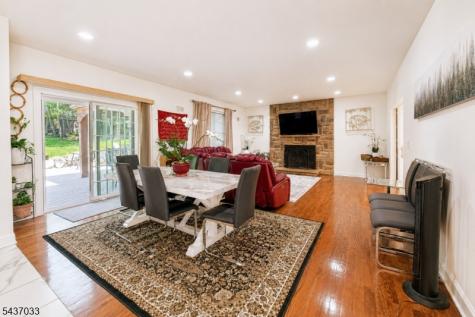 18 Dehart Court Wayne NJ 07470