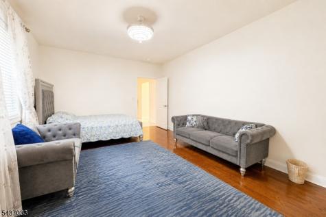 18 Dehart Court Wayne NJ 07470