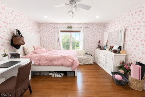 18 Dehart Court Wayne NJ 07470