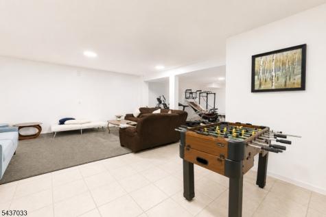 18 Dehart Court Wayne NJ 07470
