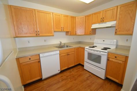 1 Jenny Lind Street Unit 16 Netcong NJ 07857