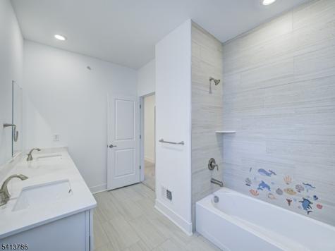 67 Veterans Way Morris Plains NJ 07950