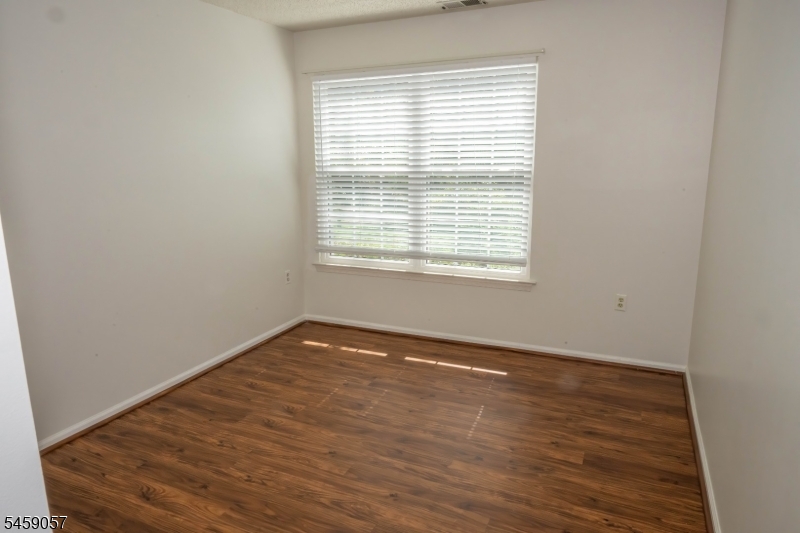 128 Arbor Way Branchburg NJ 08876