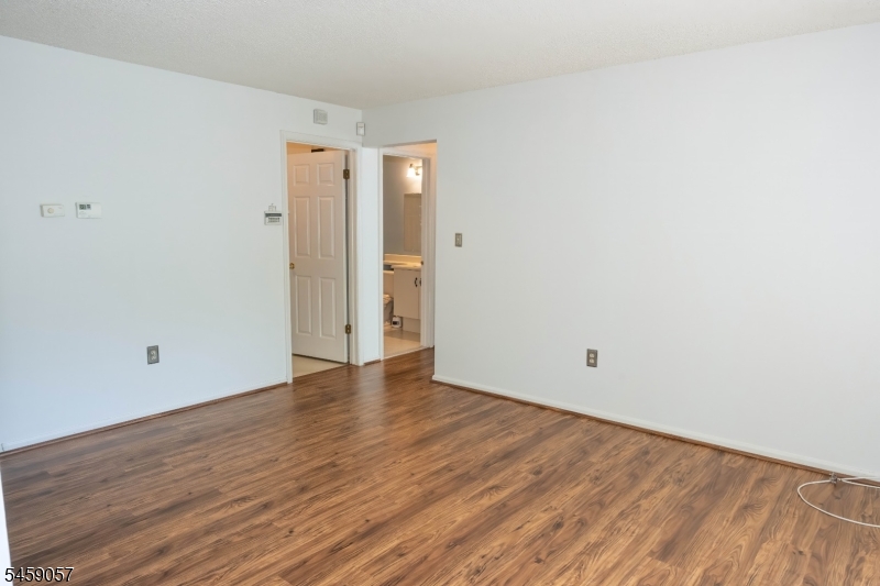128 Arbor Way Branchburg NJ 08876
