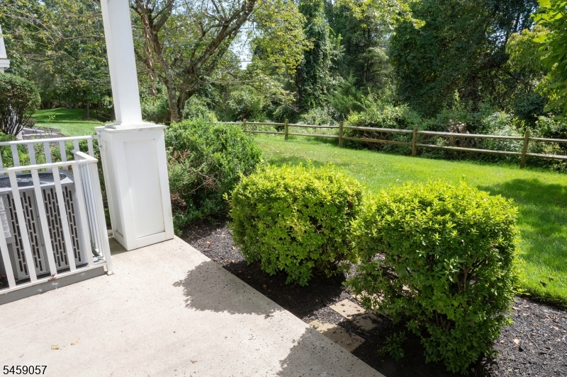 128 Arbor Way Branchburg NJ 08876