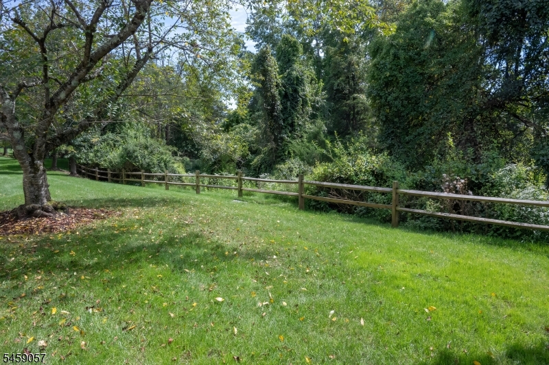 128 Arbor Way Branchburg NJ 08876