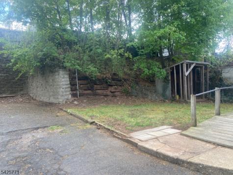 1116 Saint Louis Avenue Hillside NJ 07205