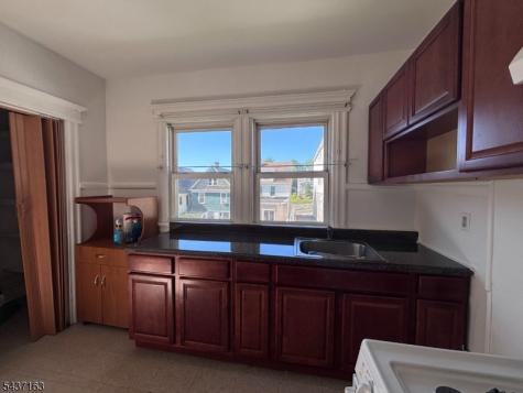 163 Woodside Avenue Newark NJ 07104