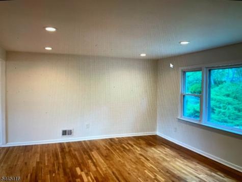 1 Tudor Terrace Livingston NJ 07039