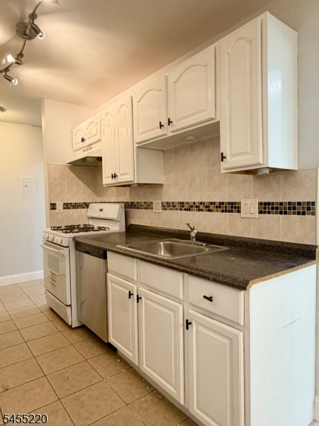 18 River Road Nutley NJ 07110
