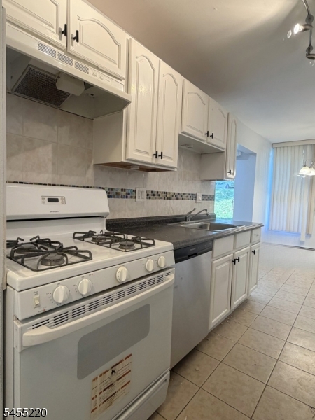 18 River Road Nutley NJ 07110