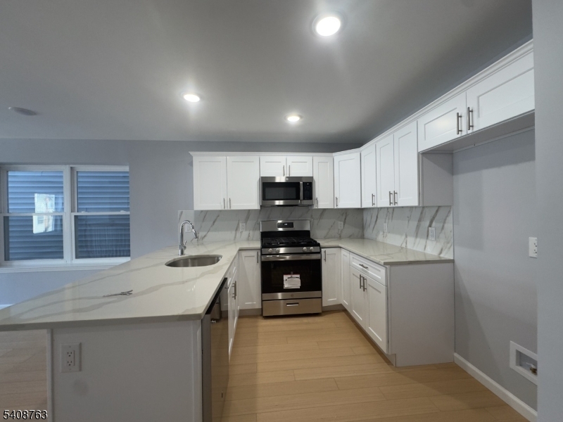 27 Isabella Avenue 1st Fl Newark NJ 07106