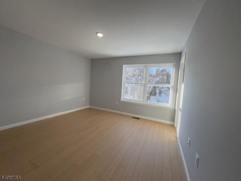 27 Isabella Avenue 1st Fl Newark NJ 07106