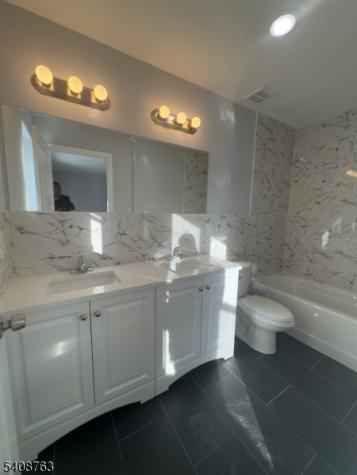 27 Isabella Avenue 1st Fl Newark NJ 07106