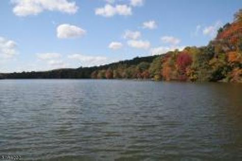 68 Meadowbrook Road Randolph NJ 07869