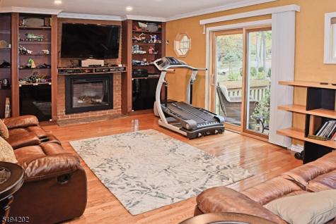 68 Meadowbrook Road Randolph NJ 07869